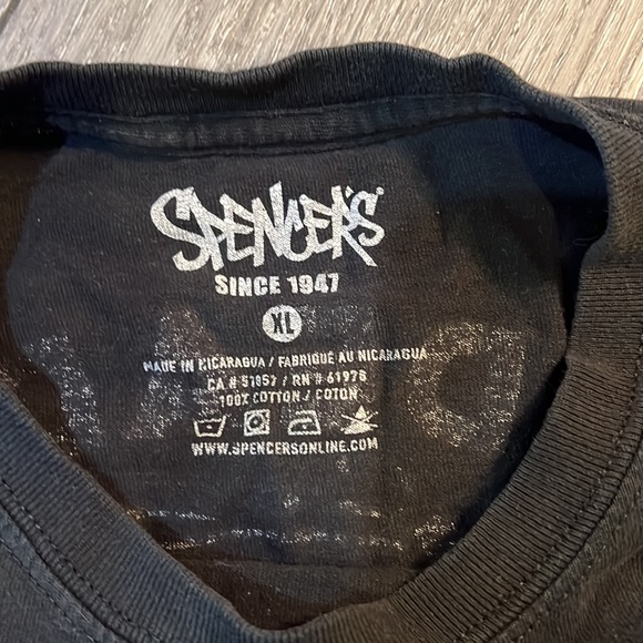 Spencer’s Skeleton distressed oversized comfy graphic skeleton skateboard tee - Picture 3 of 3